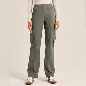 Abercrombie & Fitch green cargo pants